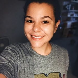 Meet your Posher, Vanessa